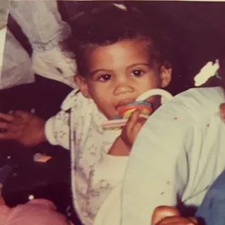 110315-breal-beauty-style-TBT- CELEBRITY INSTAGRAM EDITION-skydigg-1