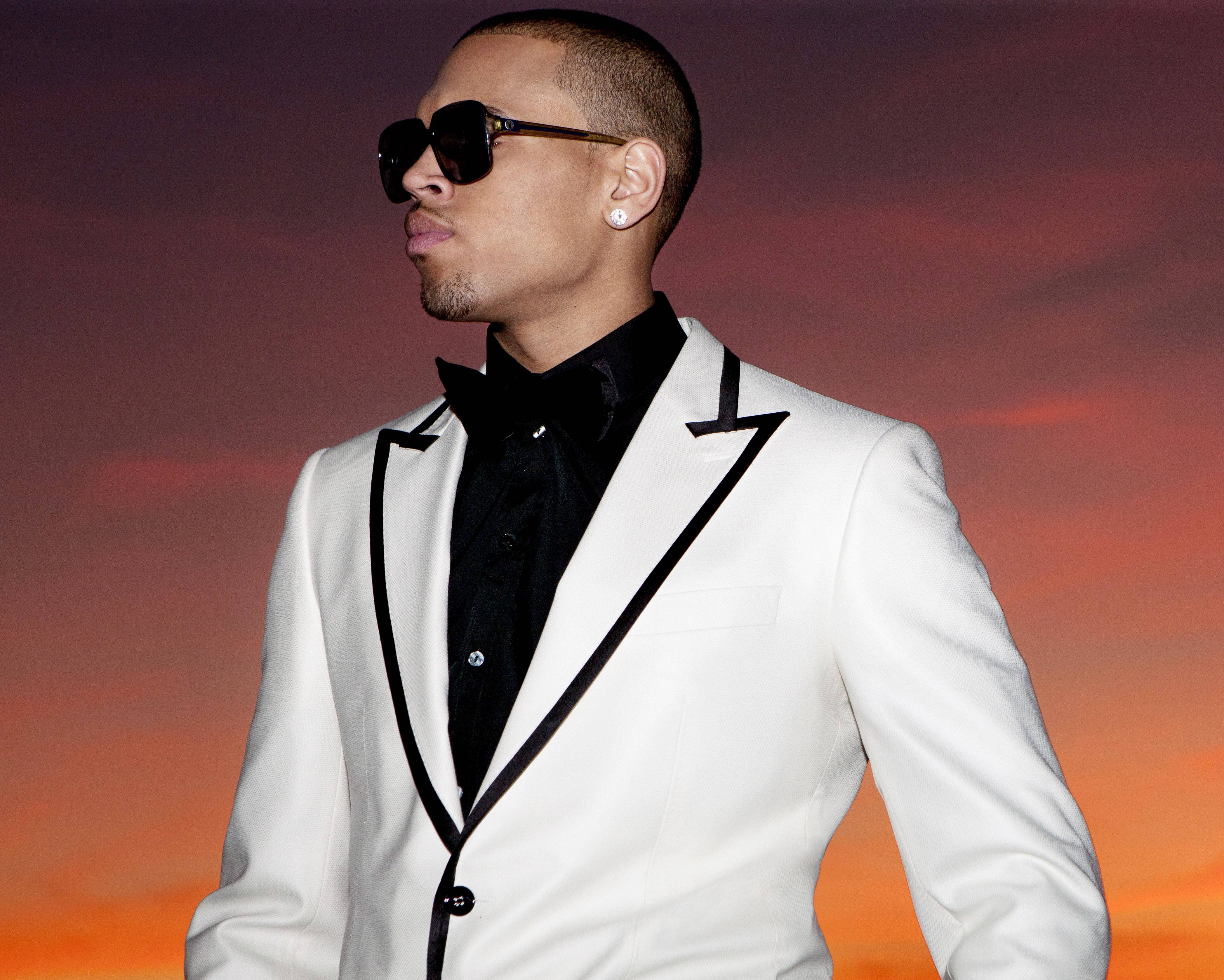 chris brown dress up games Chris Brown Dress Game Back in The Day