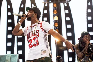 Curren$y Pilot Talking to the N.O.&nbsp; - Curren$y and Lil Wayne had Champions Square in a frenzy when they clicked back up to perform &quot;Where Da Cash At.&quot;(Photo: Erika Goldring/Getty Images)