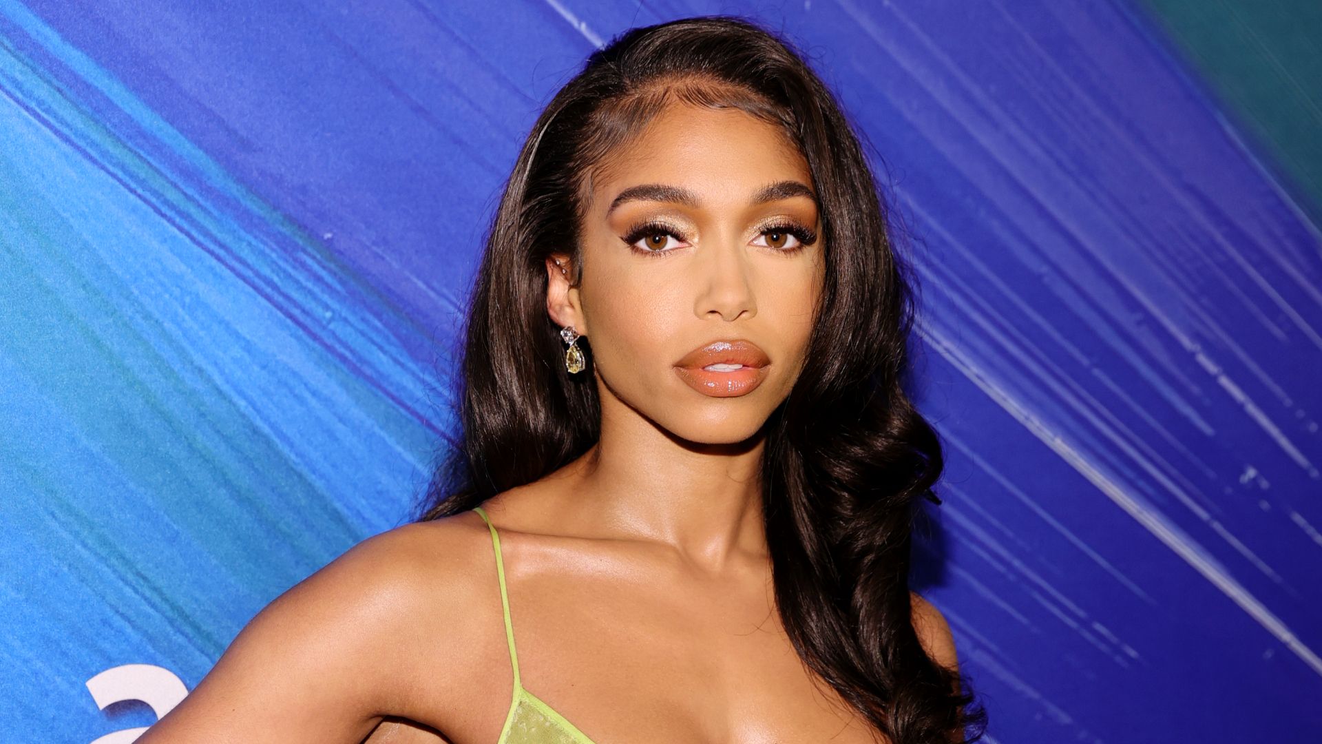 Lori Harvey attends the amfAR Gala Los Angeles 2021 honoring TikTok and Jeremy Scott at Pacific Design Center on November 04, 2021 in West Hollywood, California. 