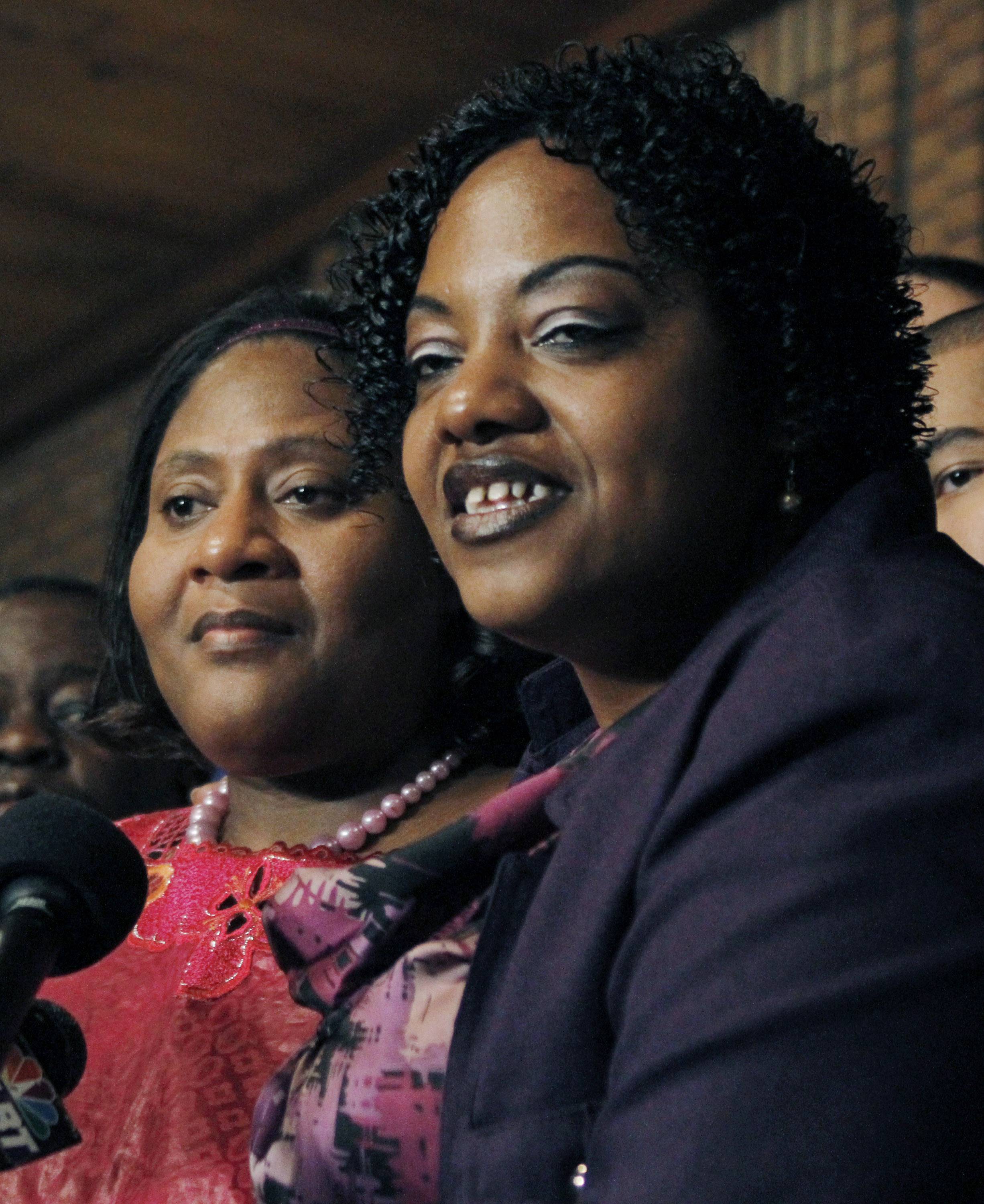 Scott Sisters Shocked They Weren’t Pardoned by Mississippi Governor&nbsp; - After serving nearly 16 years of their life sentences, Jamie and Gladys Scott, also known as the Scott sisters, were released on January 7, 2011, from a Mississippi penitentiary, but they were shocked to find that on Thursday, former Mississippi Gov. Haley Barbour didn’t pardon them for an armed robbery they claim they didn’t commit.&nbsp;(Photo: Rogelio V. Solis/AP Photo)