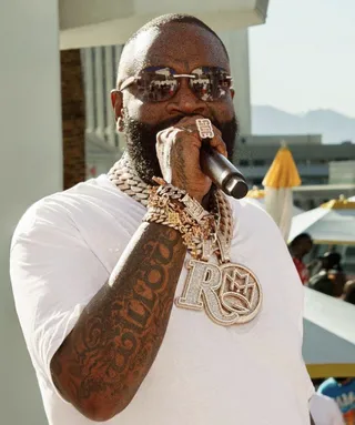 Pop Yo Ish When You Look This Good