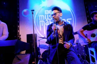 Come and Talk to Me - There's no hiding behind mic stands here. TSoul gets intimate with the&nbsp;BET Music Matters&nbsp;audience.(Photo: Brad Barket/BET/Getty Images for BET)