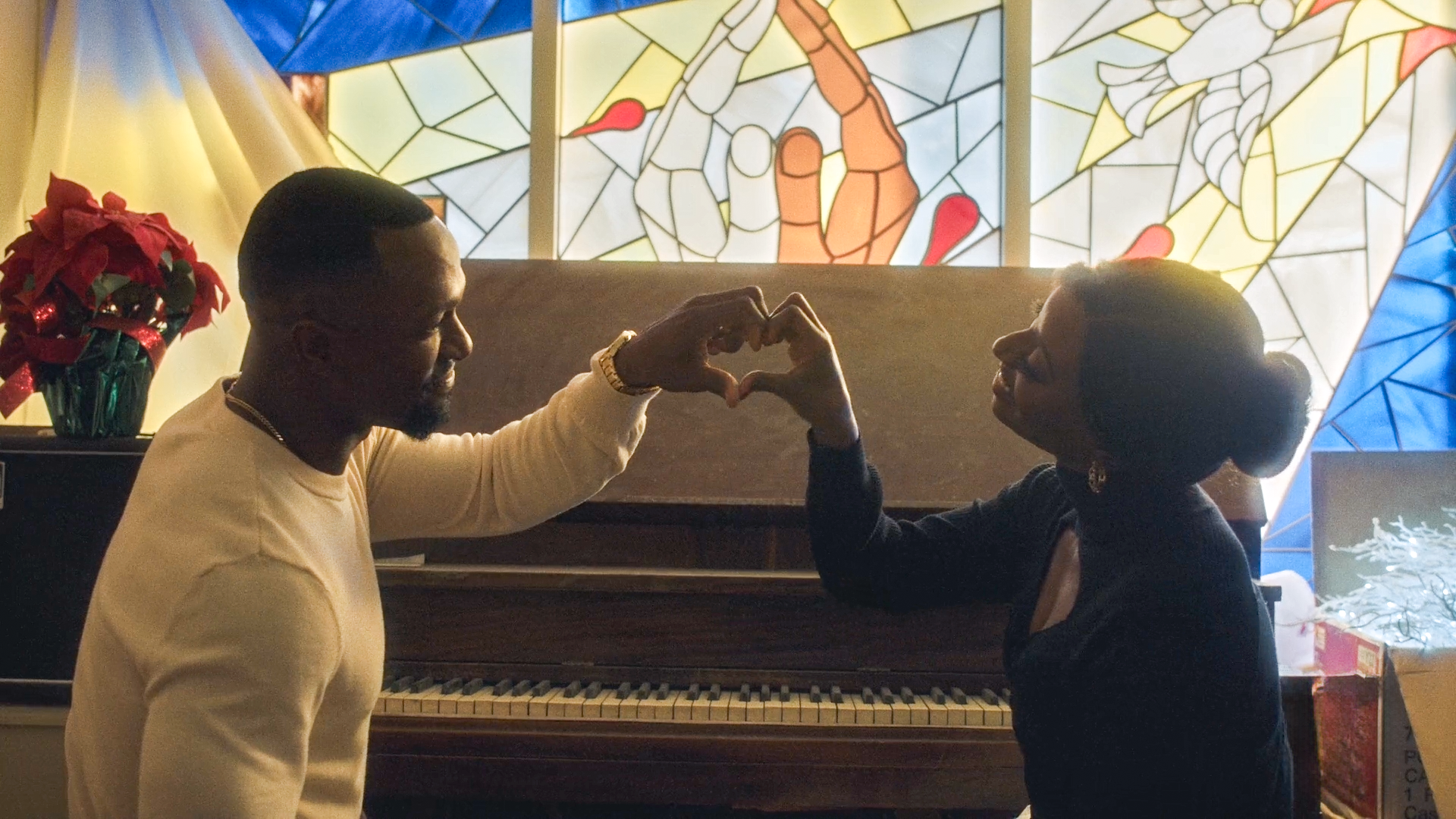 The Christmas Ringer Trailer The Christmas Ringer (Video Clip) BET+