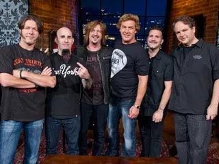 /mobile/vh1_mobilepreview/flipbooks/Shows/Thatmetalshow/TMS_805/0570.jpg