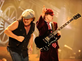 /mobile/vh1_mobilepreview/flipbooks/Shows/Thatmetalshow/807_Top5/Black_Ice.jpg