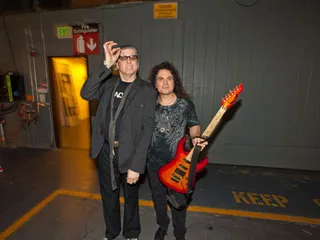 /mobile/vh1_mobilepreview/flipbooks/Shows/Thatmetalshow/TMS_809_Episodic_Photos/0380.jpg