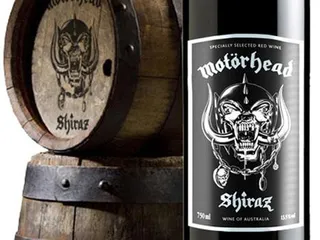 /mobile/vh1_mobilepreview/flipbooks/Shows/Thatmetalshow/That_metal_show_902/902_Pickoftheweek_MotorheadShiraz.jpg