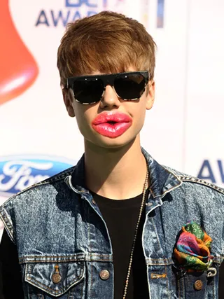 /mobile/vh1_mobilepreview/flipbooks/Shows/Big_Ang/Big_Ang_Lips/beiber_lips.jpg