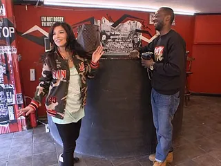 /mobile/vh1_mobilepreview/flipbooks/Shows/Black_Ink_Crew/112/9.jpg