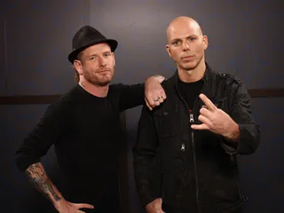/mobile/vh1_mobilepreview/flipbooks/Shows/Thatmetalshow/1202/1.jpg