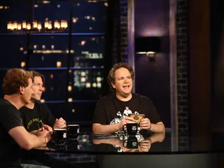/mobile/vh1_mobilepreview/flipbooks/Shows/Thatmetalshow/1202/2.jpg