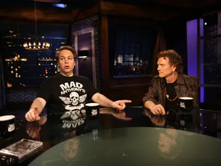 /mobile/vh1_mobilepreview/flipbooks/Shows/Thatmetalshow/1204/9.jpg
