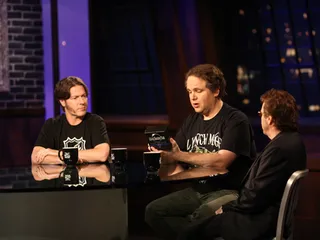 /mobile/vh1_mobilepreview/flipbooks/Shows/Thatmetalshow/1208/2.jpg