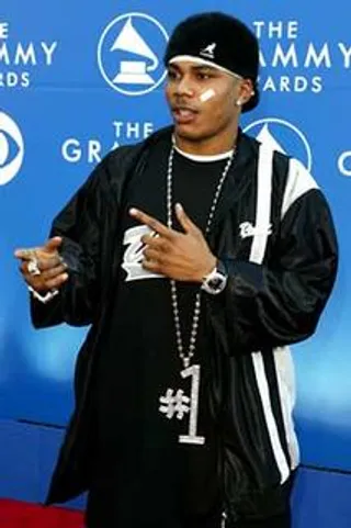 /sitewide/flipbooks/img/shows/grammys/2002_from_the_red_carpet/1216.jpg