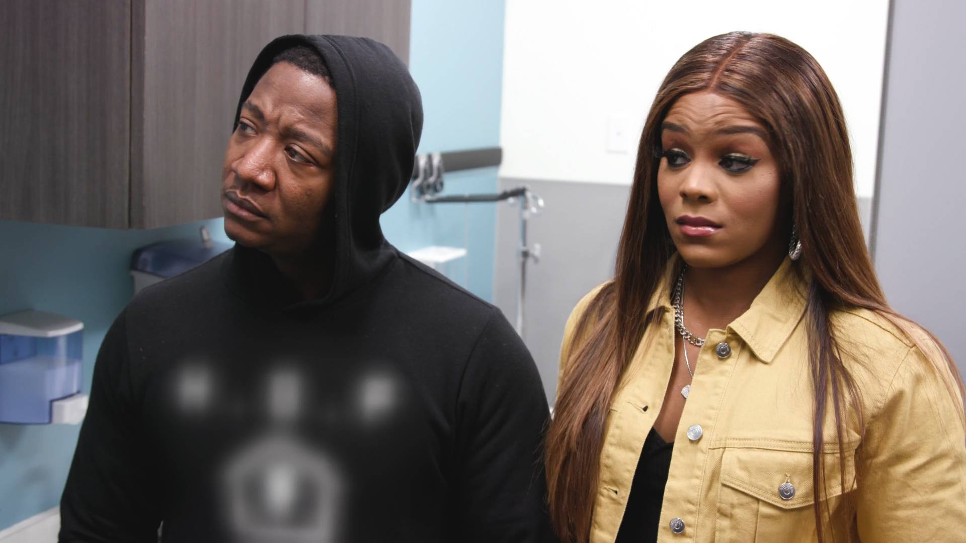 Yung Joc and Kendra Get a Lesson on the Male Anatomy