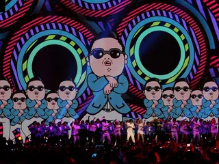 EMA 2012 Highlights - Img 25