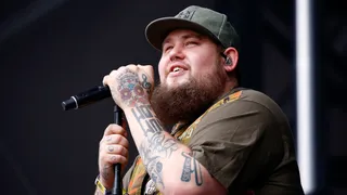 Rag ‘n’ Bone Man is the soulful, English singer behind the powerful song, “Human.”