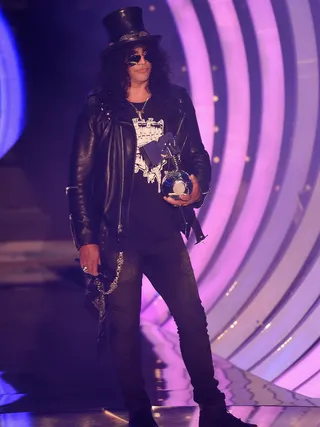 mgid:file:gsp:scenic:/international/mtvema/2014/images/galleries/2014-ema-presenters/Slash-458706038.jpg