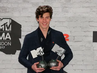 Shawn Mendes: Best Song, Best Artist, Biggest Fans