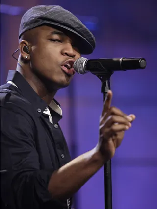 /mobile/vh1_mobilepreview/flipbooks/Shows/Behind_The_Music/NeYo/4.jpg
